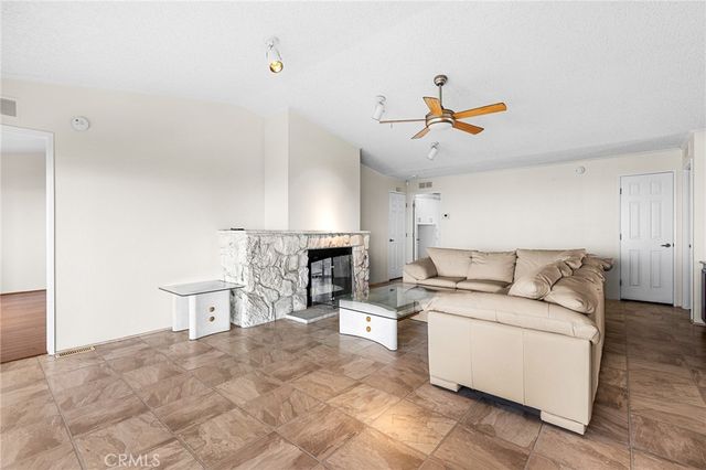 4040 E Piedmont 322, Highland, CA 92346