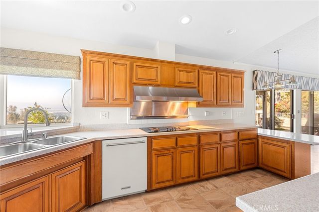4040 E Piedmont 322, Highland, CA 92346