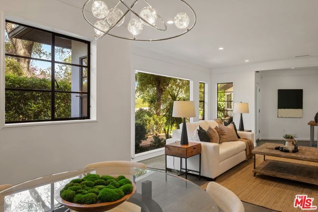 3311 Adina Drive, Los Angeles, CA 90068