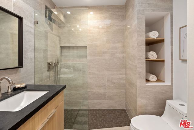 3311 Adina Drive, Los Angeles, CA 90068
