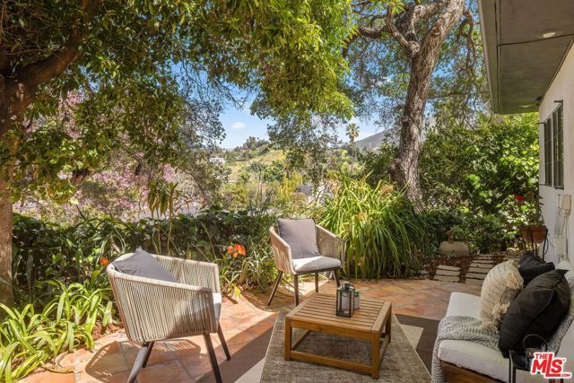 3311 Adina Drive, Los Angeles, CA 90068