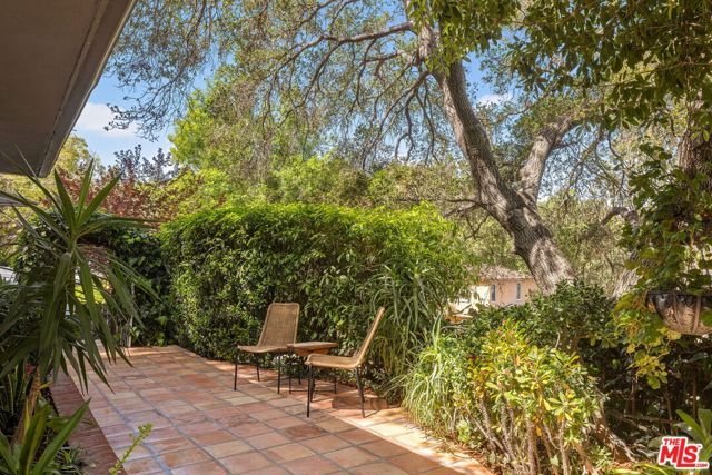 3311 Adina Drive, Los Angeles, CA 90068