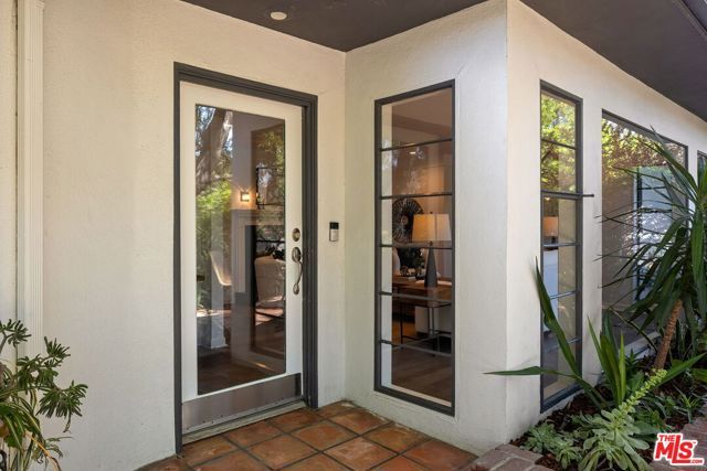 3311 Adina Drive, Los Angeles, CA 90068