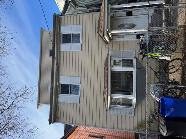 238 S 5th Avenue, Mount Vernon, NY 10550