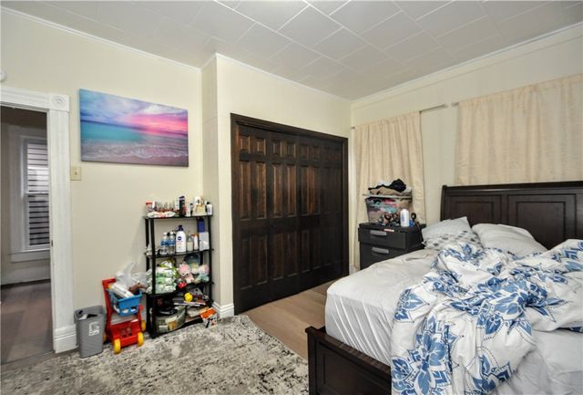 819 Lincoln Ave, Charleroi Boro, PA 15022