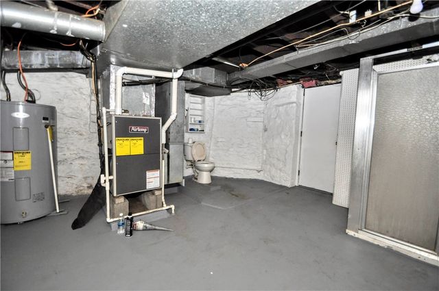 819 Lincoln Ave, Charleroi Boro, PA 15022