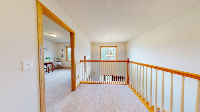 3523 Brook Run Drive, Des Moines, IA 50317