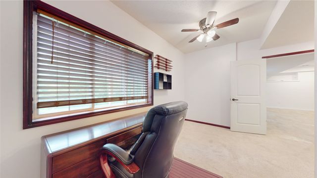 3523 Brook Run Drive, Des Moines, IA 50317