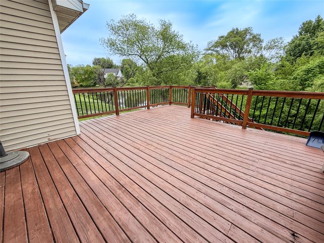 3523 Brook Run Drive, Des Moines, IA 50317