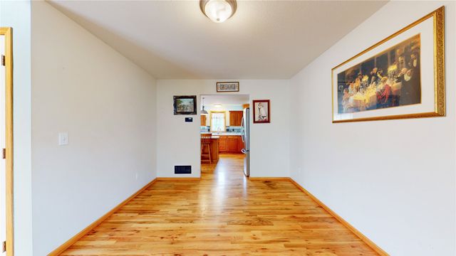 3523 Brook Run Drive, Des Moines, IA 50317