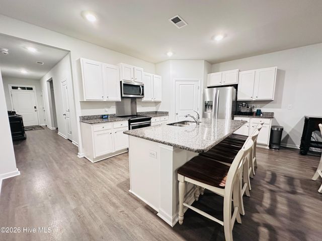 215 Brim Court, Swansboro, NC 28584