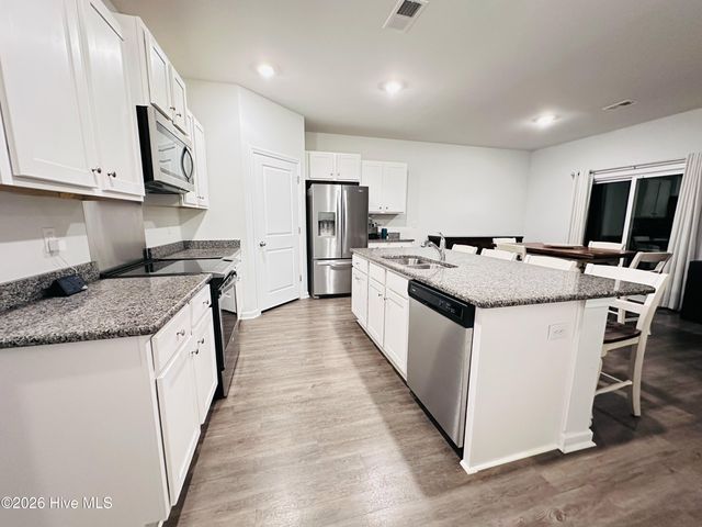 215 Brim Court, Swansboro, NC 28584