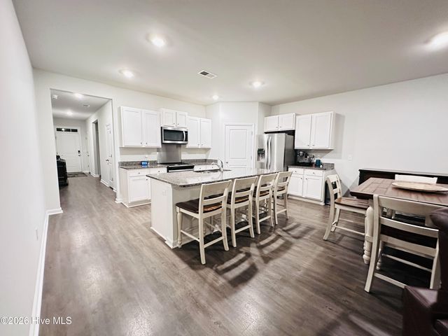 215 Brim Court, Swansboro, NC 28584