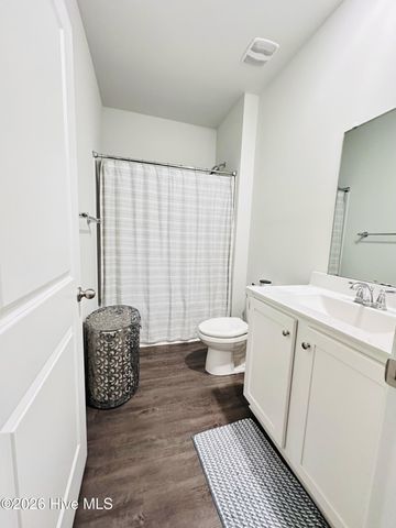 215 Brim Court, Swansboro, NC 28584