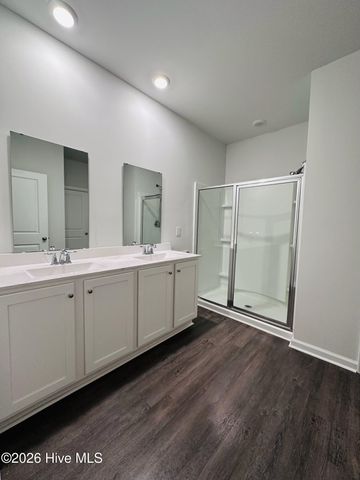 215 Brim Court, Swansboro, NC 28584