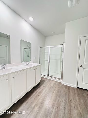 215 Brim Court, Swansboro, NC 28584