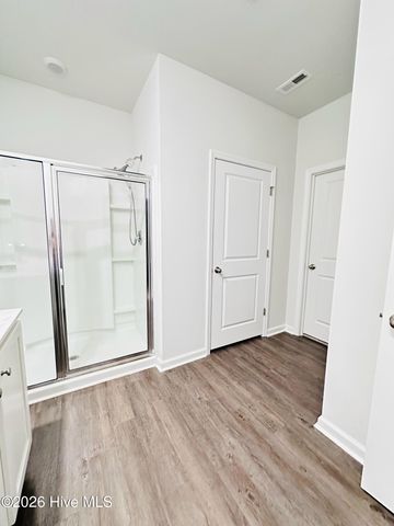 215 Brim Court, Swansboro, NC 28584