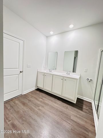 215 Brim Court, Swansboro, NC 28584