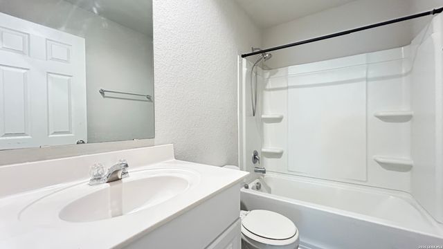 619 PLEASANTON WAY, San Antonio, TX 78221