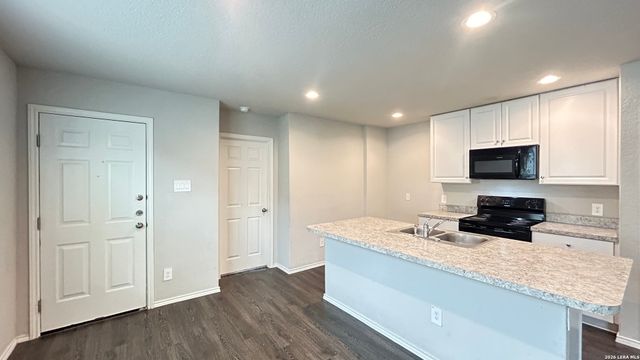 619 PLEASANTON WAY, San Antonio, TX 78221