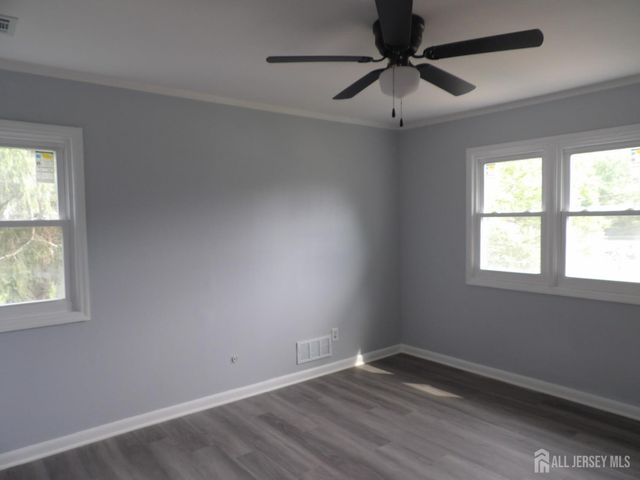 4 Kelly Court, Mount Holly, NJ 08860