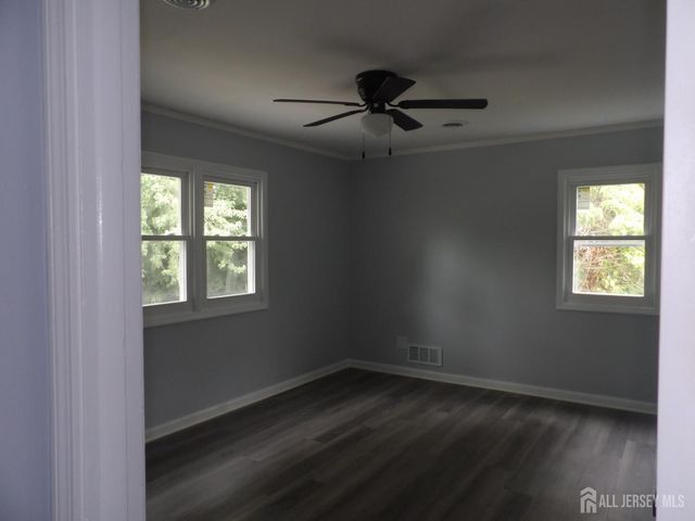 4 Kelly Court, Mount Holly, NJ 08860