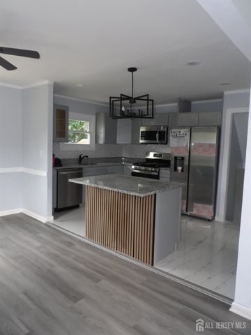 4 Kelly Court, Mount Holly, NJ 08860