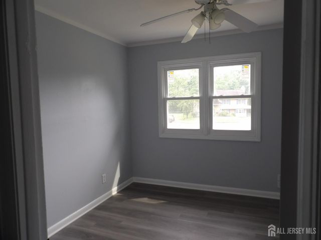 4 Kelly Court, Mount Holly, NJ 08860