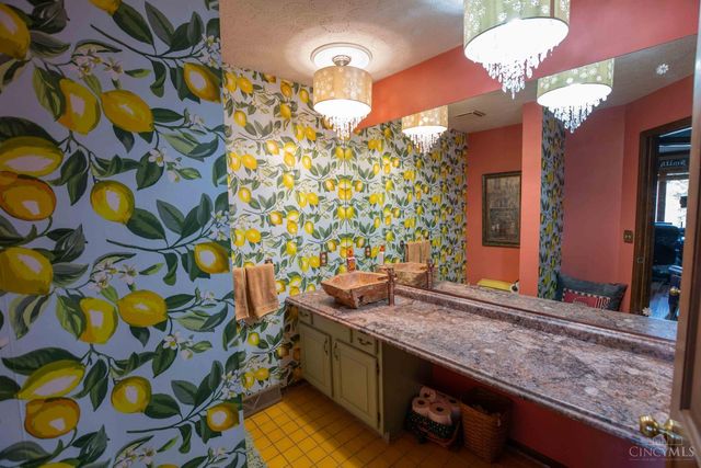 500 Dorset Drive, Middletown, OH 45042