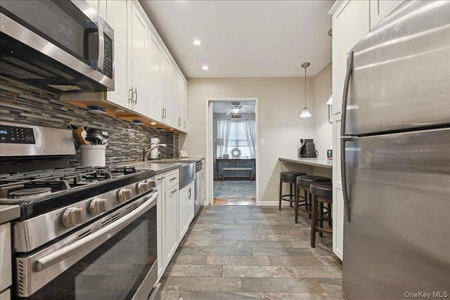 700 Shore Road 4O, Long Beach, NY 11561