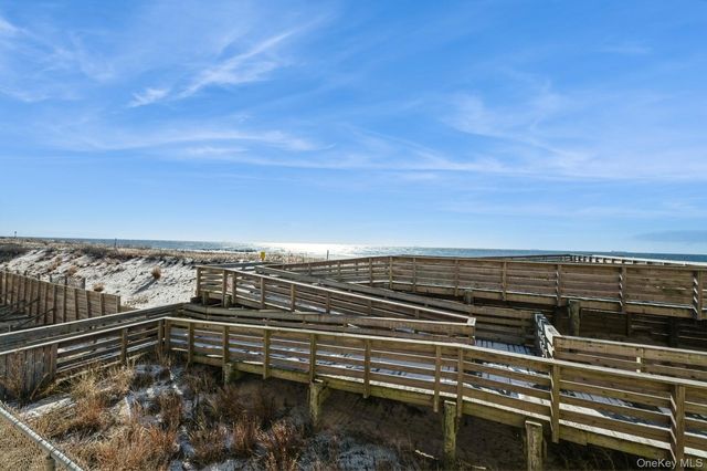 700 Shore Road 4O, Long Beach, NY 11561