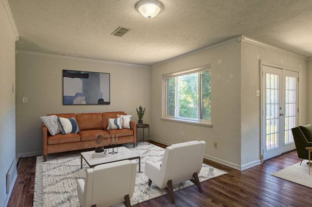 7024 Shauna Drive, North Richland Hills, TX 76180