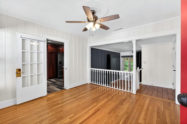 212 E Fairview Ave, Gaffney, SC 29340