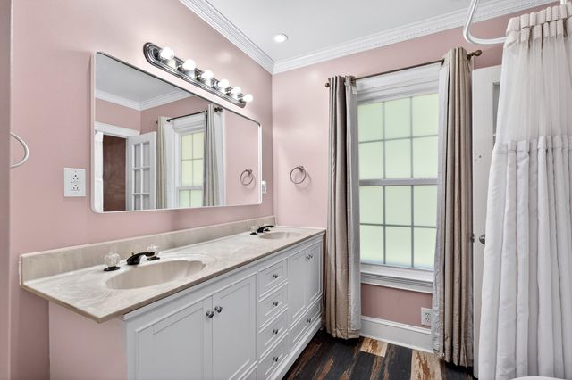 212 E Fairview Ave, Gaffney, SC 29340