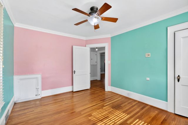 212 E Fairview Ave, Gaffney, SC 29340