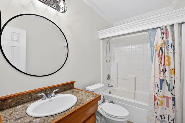 212 E Fairview Ave, Gaffney, SC 29340