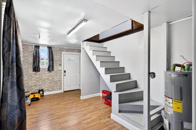 212 E Fairview Ave, Gaffney, SC 29340