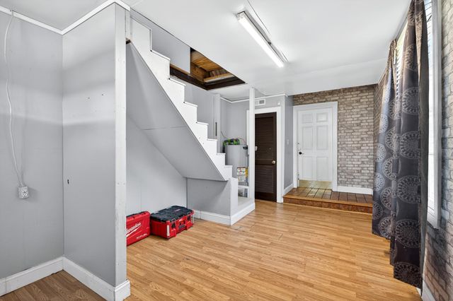 212 E Fairview Ave, Gaffney, SC 29340