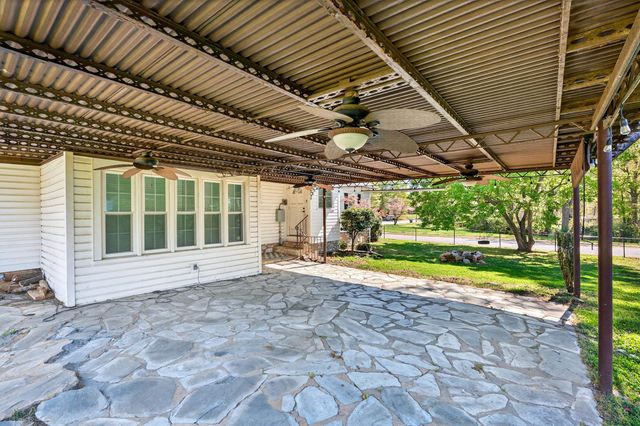 212 E Fairview Ave, Gaffney, SC 29340