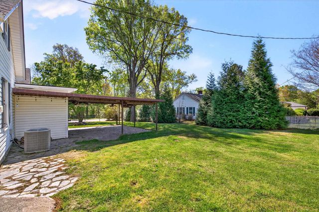 212 E Fairview Ave, Gaffney, SC 29340