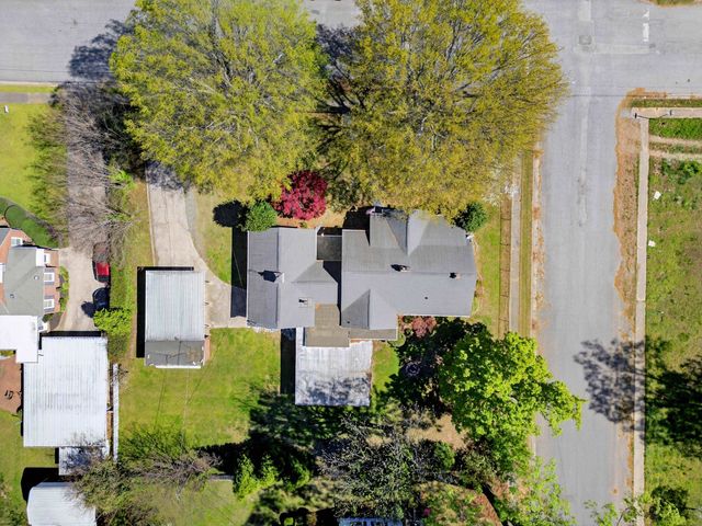 212 E Fairview Ave, Gaffney, SC 29340