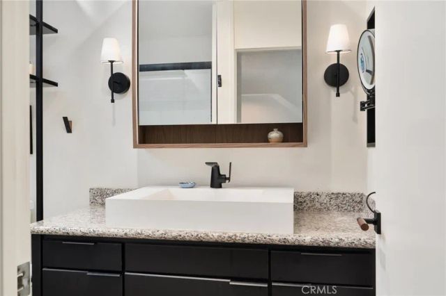 6326 Marina Pacifica Dr S, Long Beach, CA 90803