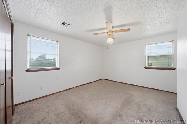 4263 W Highland Park Drive, Cleveland, OK 74020