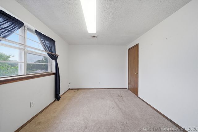 4263 W Highland Park Drive, Cleveland, OK 74020