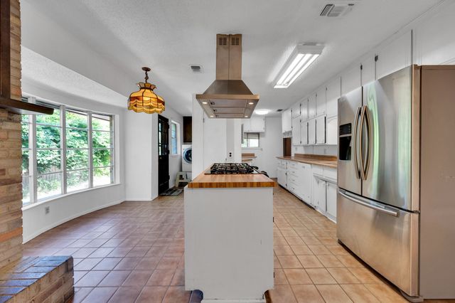 7509 Overhill Road, Fort Worth, TX 76116