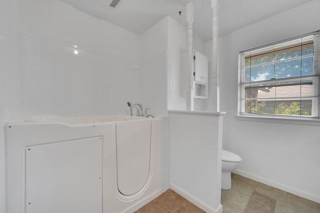 7509 Overhill Road, Fort Worth, TX 76116