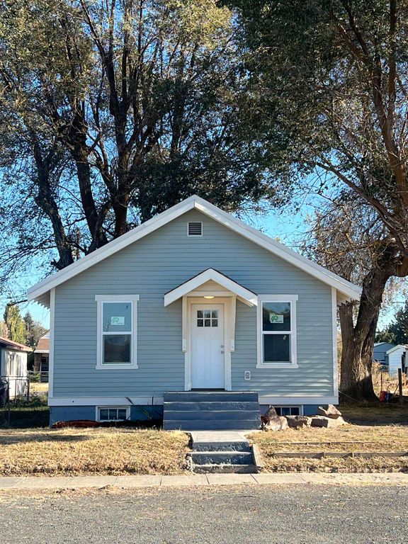 410 E Alder Ave, Ritzville, WA 99169 photo 2