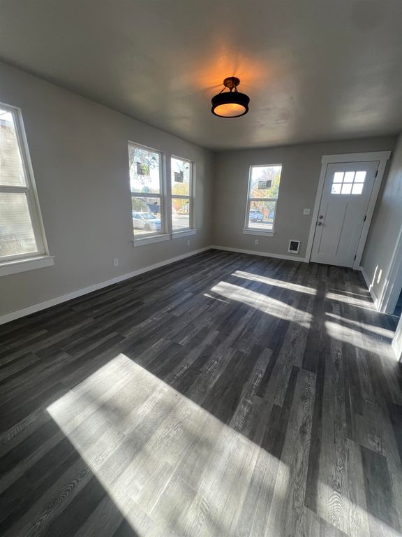 410 E Alder Ave, Ritzville, WA 99169 photo 3
