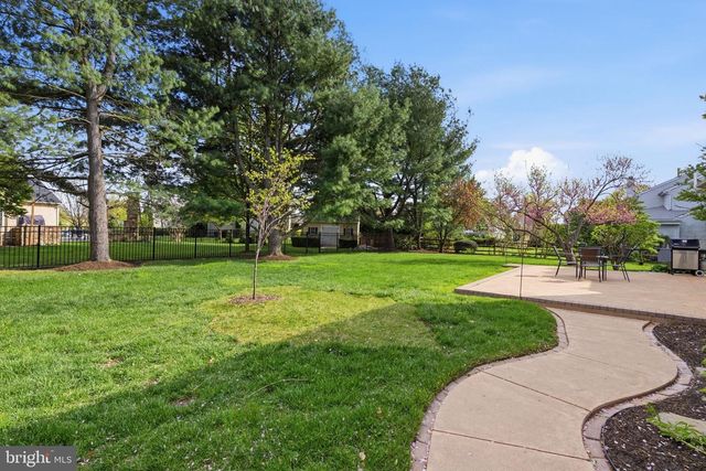 242 VAUGHN RD, Royersford, PA 19468