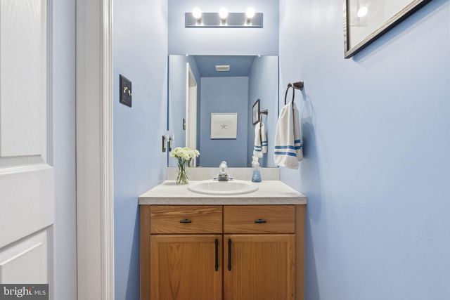 242 VAUGHN RD, Royersford, PA 19468